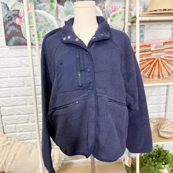 Free People New Hit The Slopes Eclipse Blue Fleece Jacket - Picture 2 of 5